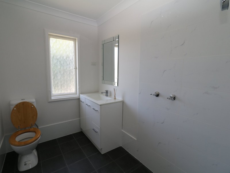 26 Mckell Avenue, Mount Austin NSW 2650