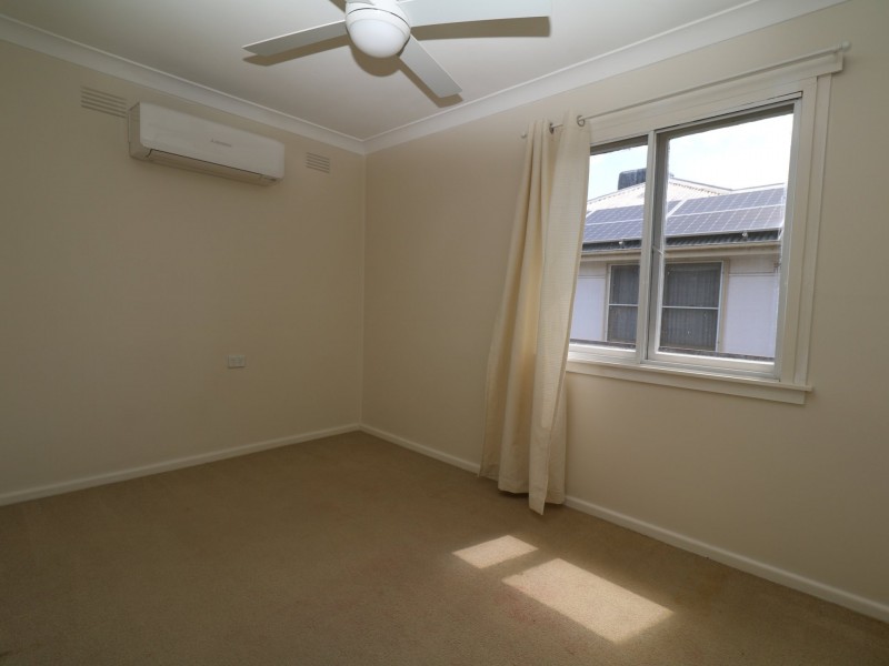 26 Mckell Avenue, Mount Austin NSW 2650