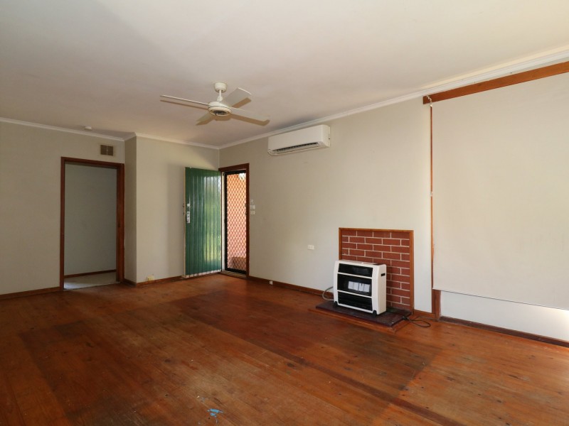 2 Immarna Place, Kooringal NSW 2650