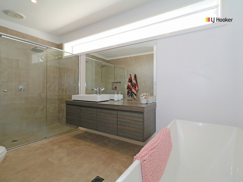 2a Gossett Street, Wagga Wagga NSW 2650