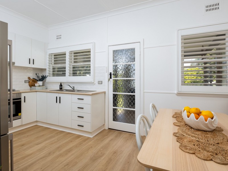 337 Lake Albert Road, Kooringal NSW 2650