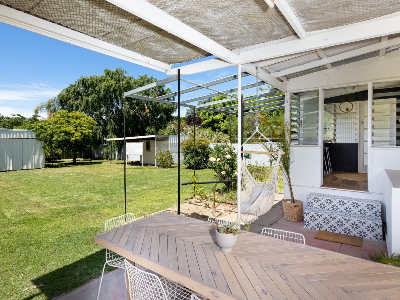 337 Lake Albert Road, Kooringal NSW 2650