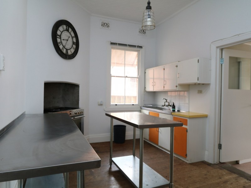 129 Gurwood Street, Wagga Wagga NSW 2650