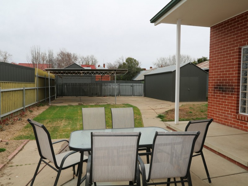 129 Gurwood Street, Wagga Wagga NSW 2650