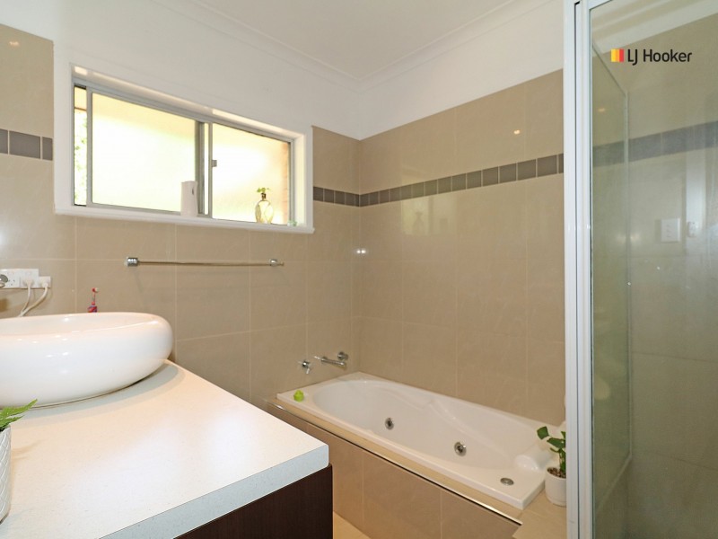 190 Lake Albert Road, Kooringal NSW 2650