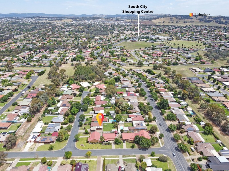 16 Jeeba Place, Glenfield Park NSW 2650