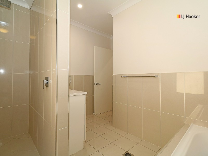 2/28A Darlow Street, Wagga Wagga NSW 2650