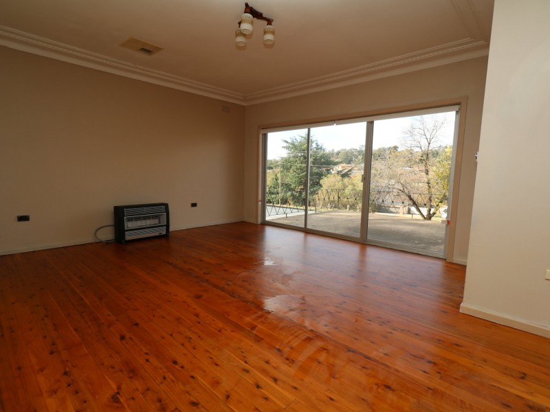 160 Lake Albert Road, Kooringal NSW 2650