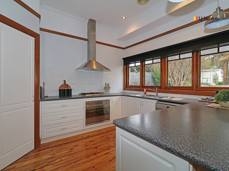 58 Railway Street, Turvey Park NSW 2650
