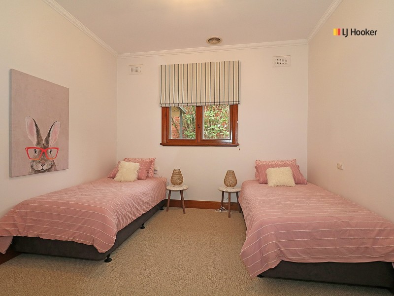 58 Railway Street, Turvey Park NSW 2650