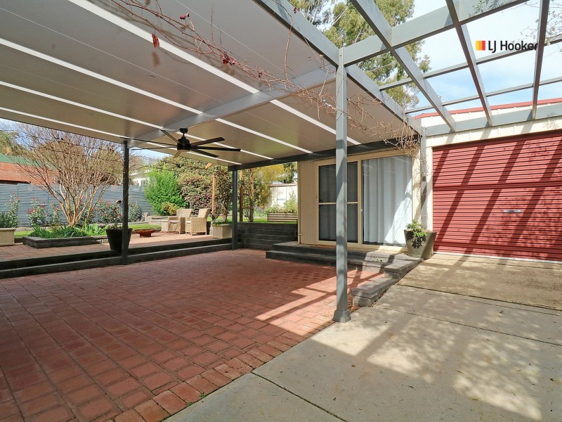 58 Railway Street, Turvey Park NSW 2650