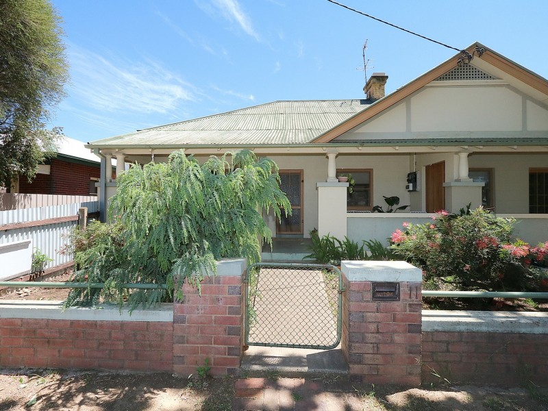 11 Marns Street, Wagga Wagga NSW 2650
