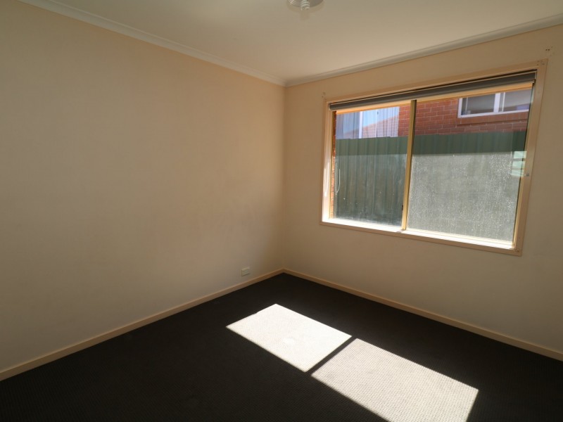4 Mckeown Street, Estella NSW 2650
