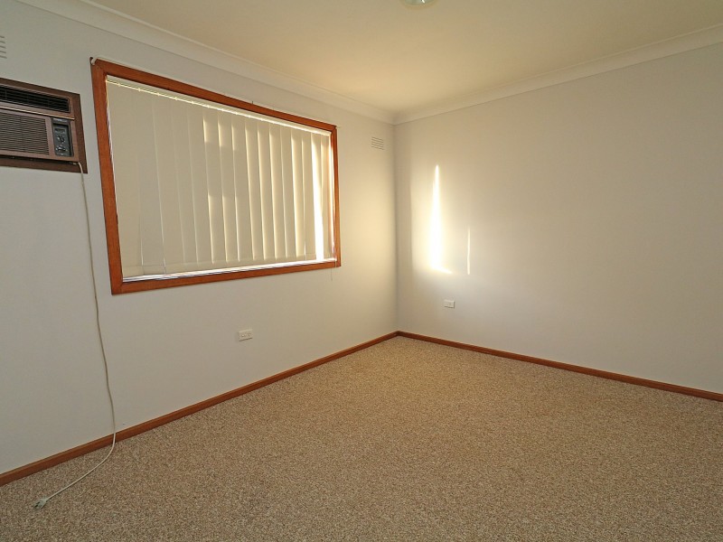 15 Bavaria Street, Tolland NSW 2650