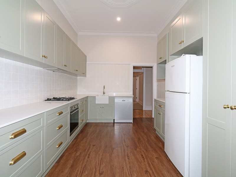 13-15 Gurwood Street, Wagga Wagga NSW 2650