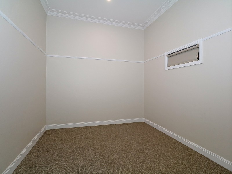 13-15 Gurwood Street, Wagga Wagga NSW 2650
