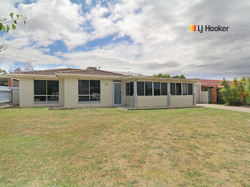 12 Kobi Place, Glenfield Park NSW 2650