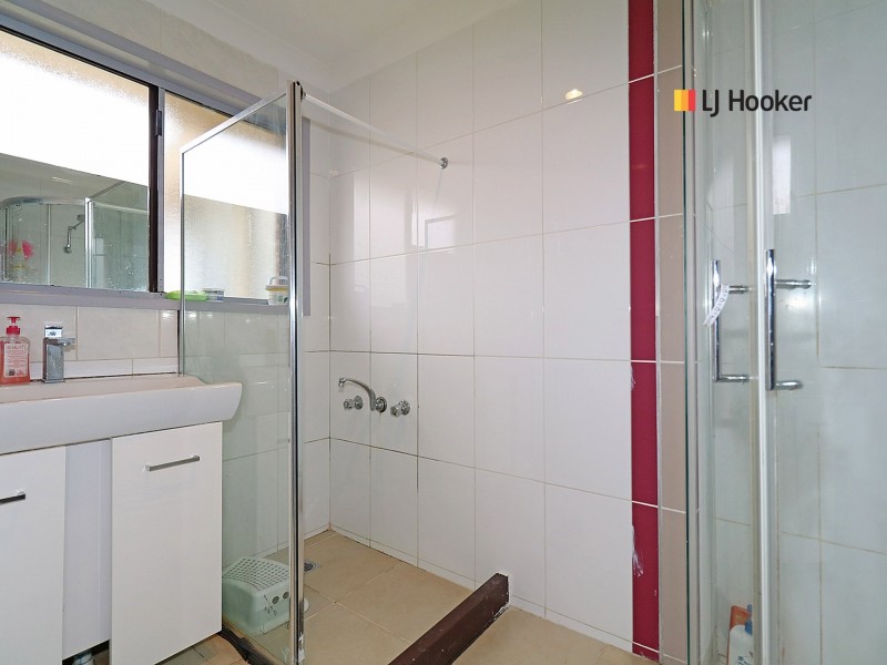 12 Kobi Place, Glenfield Park NSW 2650
