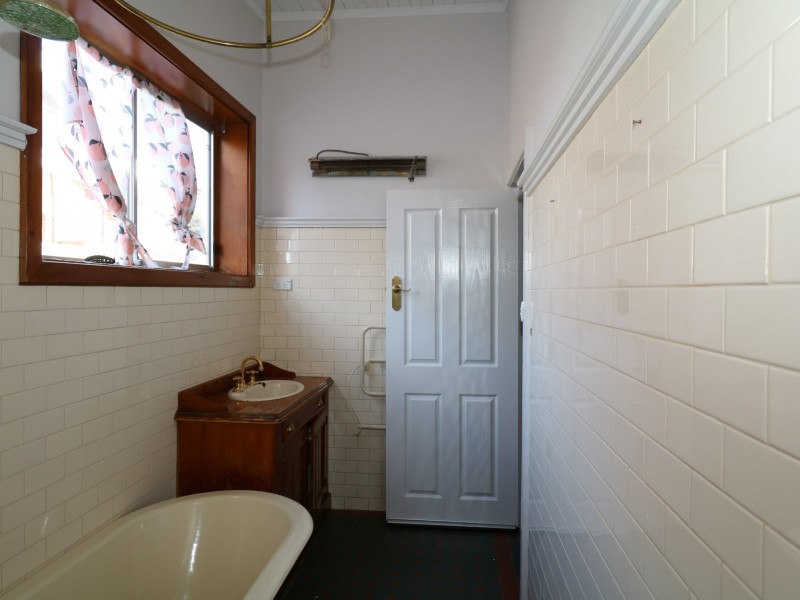 93 Murray Street, Wagga Wagga NSW 2650
