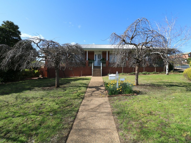 5 Wilgoma street, Bourkelands NSW 2650