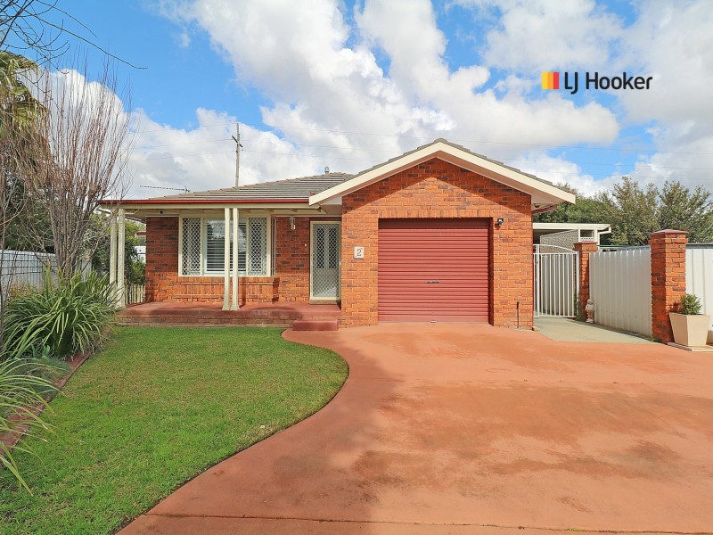 2/30 Nardoo Street, Glenfield Park NSW 2650