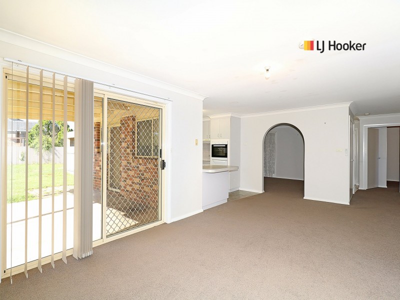 51 Nardoo Street, Glenfield Park NSW 2650