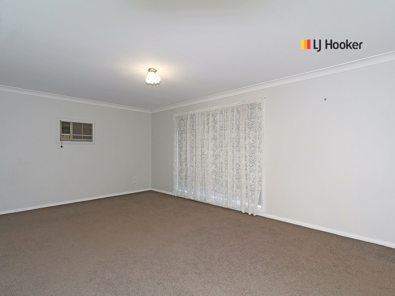 51 Nardoo Street, Glenfield Park NSW 2650