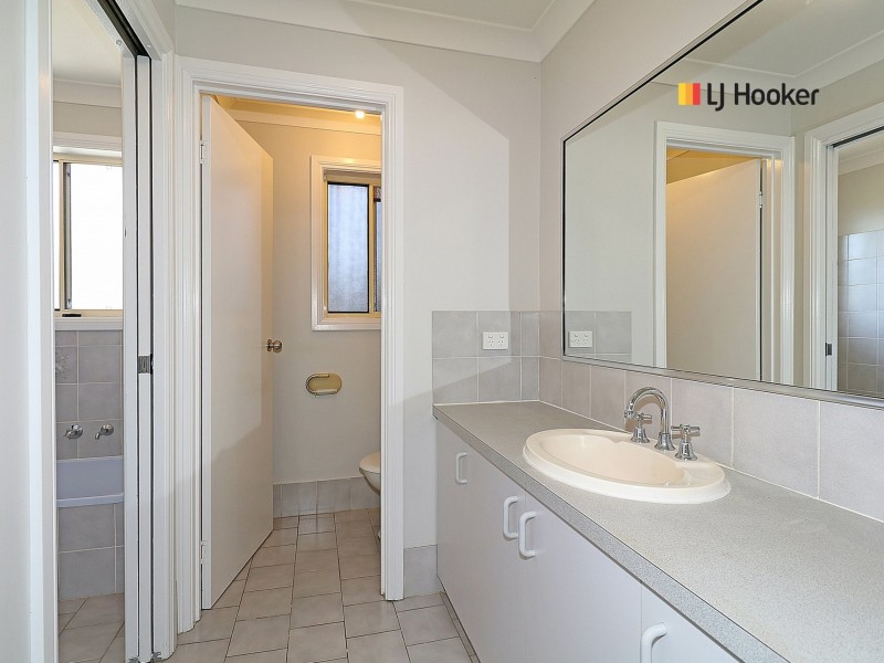 51 Nardoo Street, Glenfield Park NSW 2650