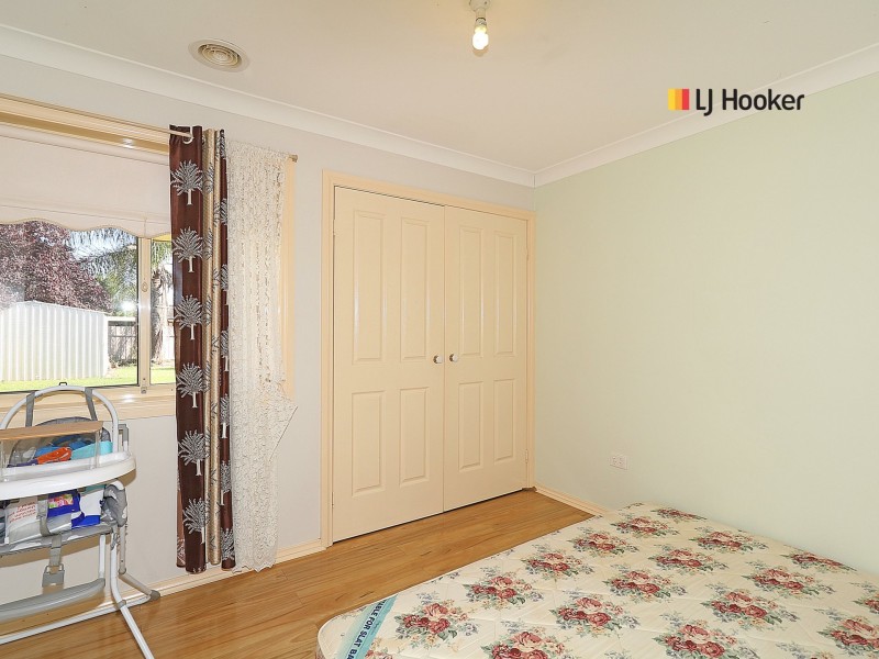 23 Kaldari Crescent, Glenfield Park NSW 2650