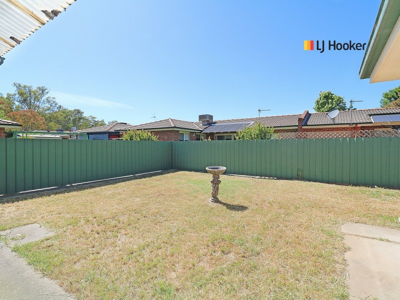 16 Bentley Place, Wagga Wagga NSW 2650
