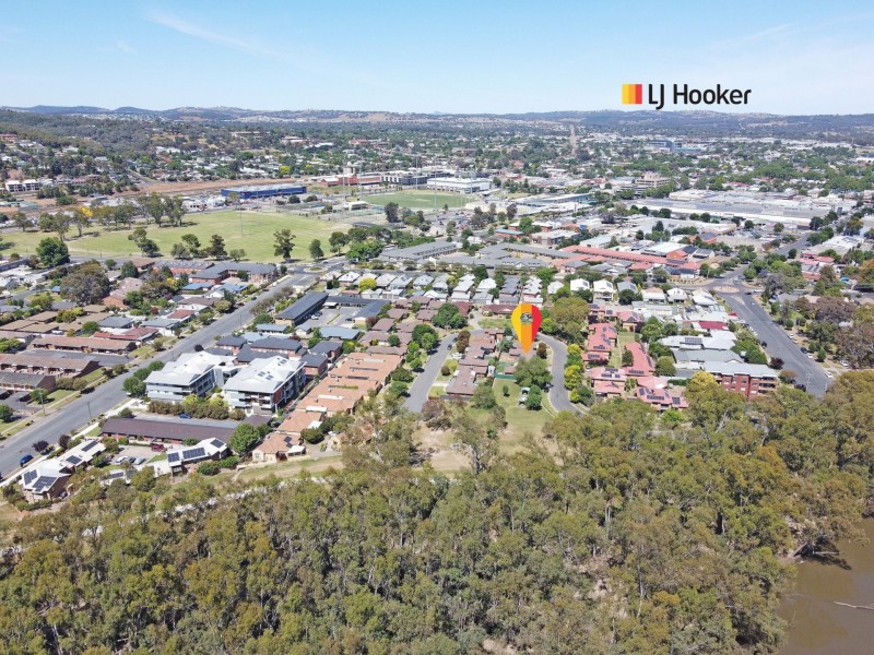 16 Bentley Place, Wagga Wagga NSW 2650