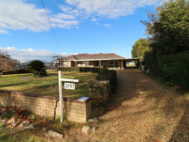 3897 Sturt Highway, Gumly Gumly NSW 2652