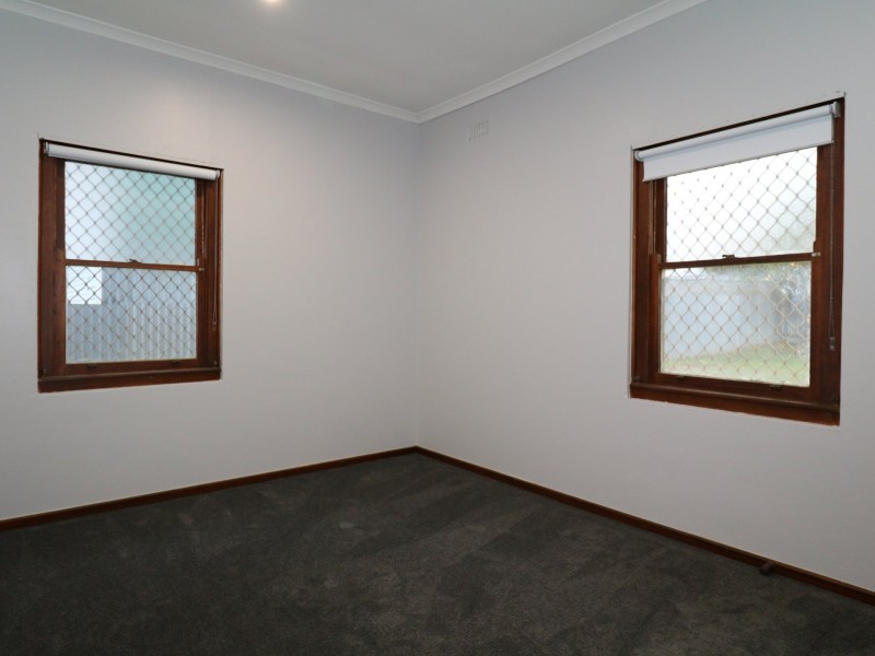 93 Fernleigh Road, Turvey Park NSW 2650