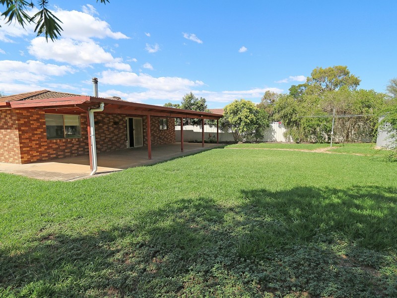 101 Undurra Drive, Glenfield Park NSW 2650