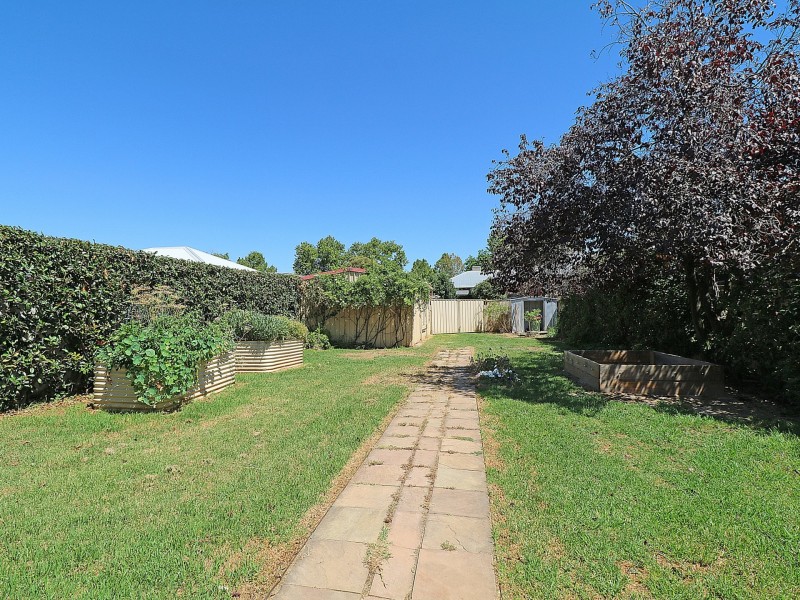 48 Fox Street, Wagga Wagga NSW 2650