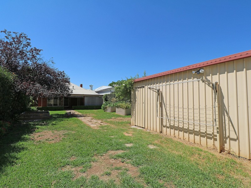 48 Fox Street, Wagga Wagga NSW 2650
