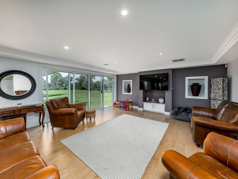 5 Aspen Road, Springvale NSW 2650
