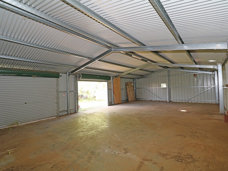 4 Tichborne Crescent, Kooringal NSW 2650
