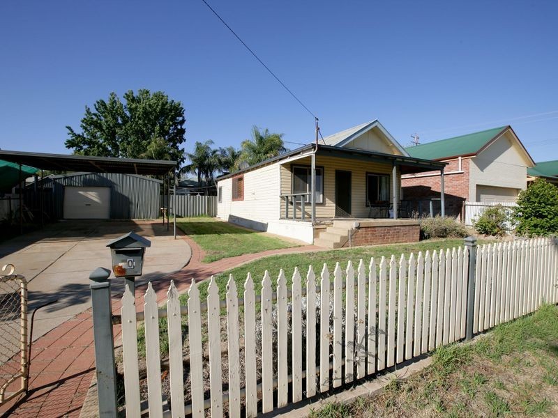 60 Urana Street, Turvey Park NSW 2650