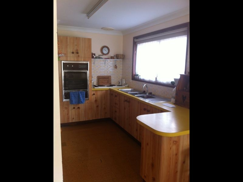 25 Bandera Avenue, Glenfield Park NSW 2650