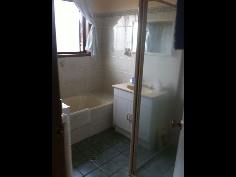 25 Bandera Avenue, Glenfield Park NSW 2650