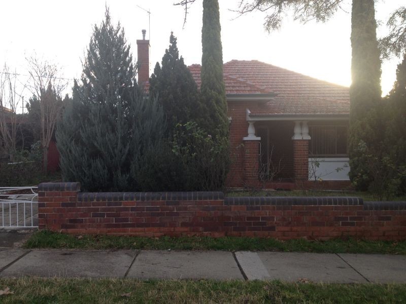 4 Docker Street, Wagga Wagga NSW 2650