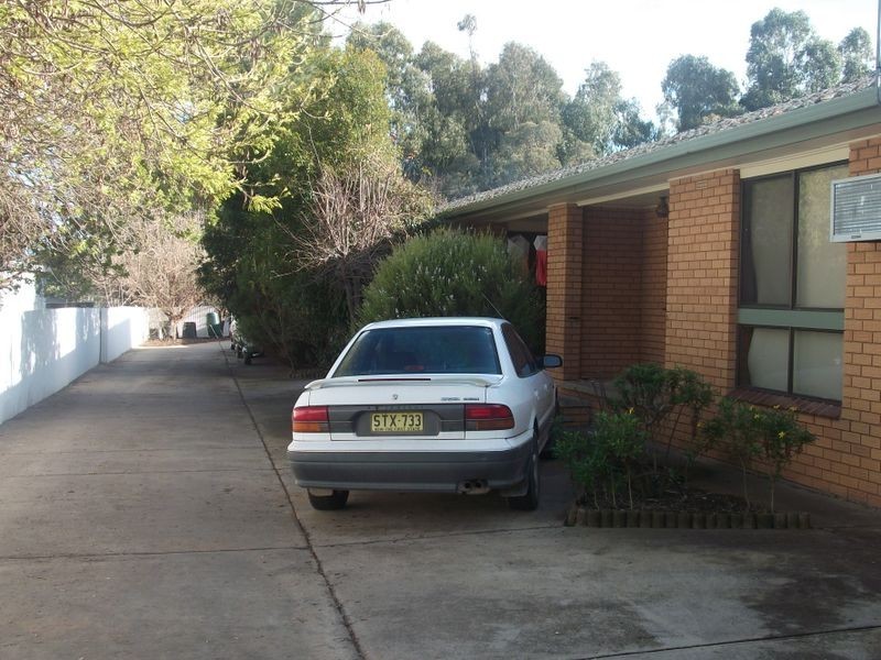 4/3 Banner Street, Forest Hill NSW 2651