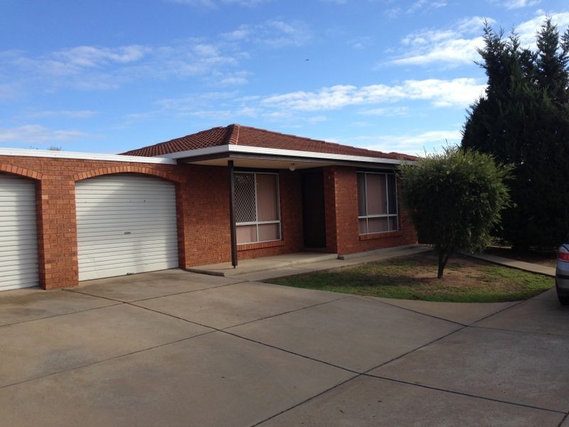 4/12 Kokoda Street, Ashmont NSW 2650