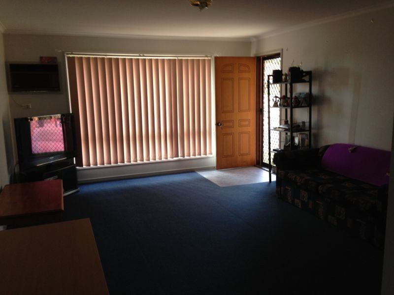 4/12 Kokoda Street, Ashmont NSW 2650