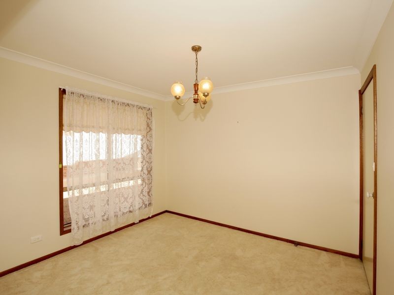 18 Amaroo Street, Kooringal NSW 2650