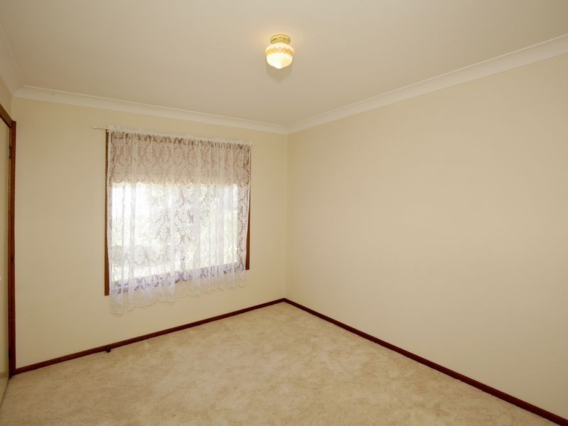 18 Amaroo Street, Kooringal NSW 2650