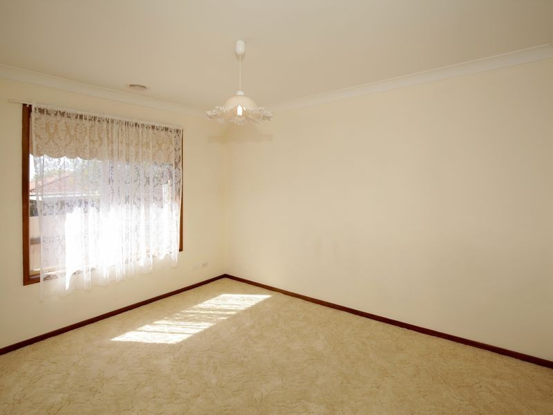 18 Amaroo Street, Kooringal NSW 2650