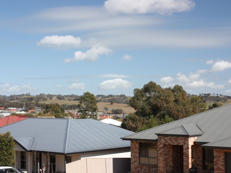 69 Brooklyn Drive, Bourkelands NSW 2650
