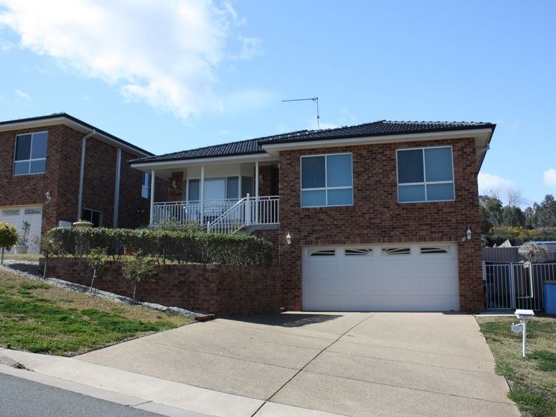 69 Brooklyn Drive, Bourkelands NSW 2650